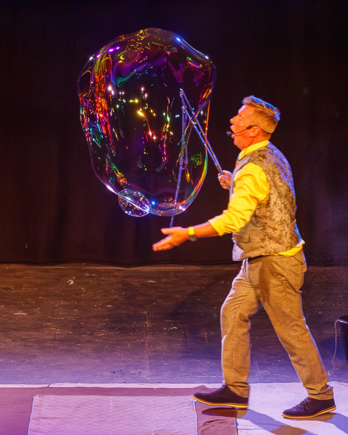 The Wow Bubble Show For Kids Theatre Tour